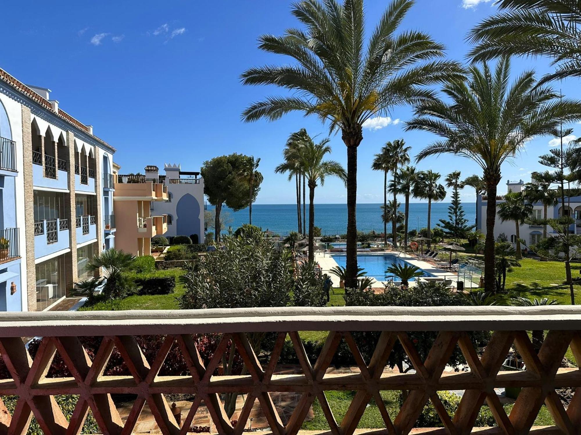 La Perla De Marakech Apartment Estepona Exterior photo